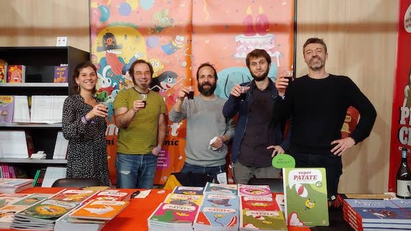 (De gauche à droite) Léa Jaillard, Pep Brocal (auteur), Artur Laperla (auteur), Bazil (auteur) et Stéphane Corbinais